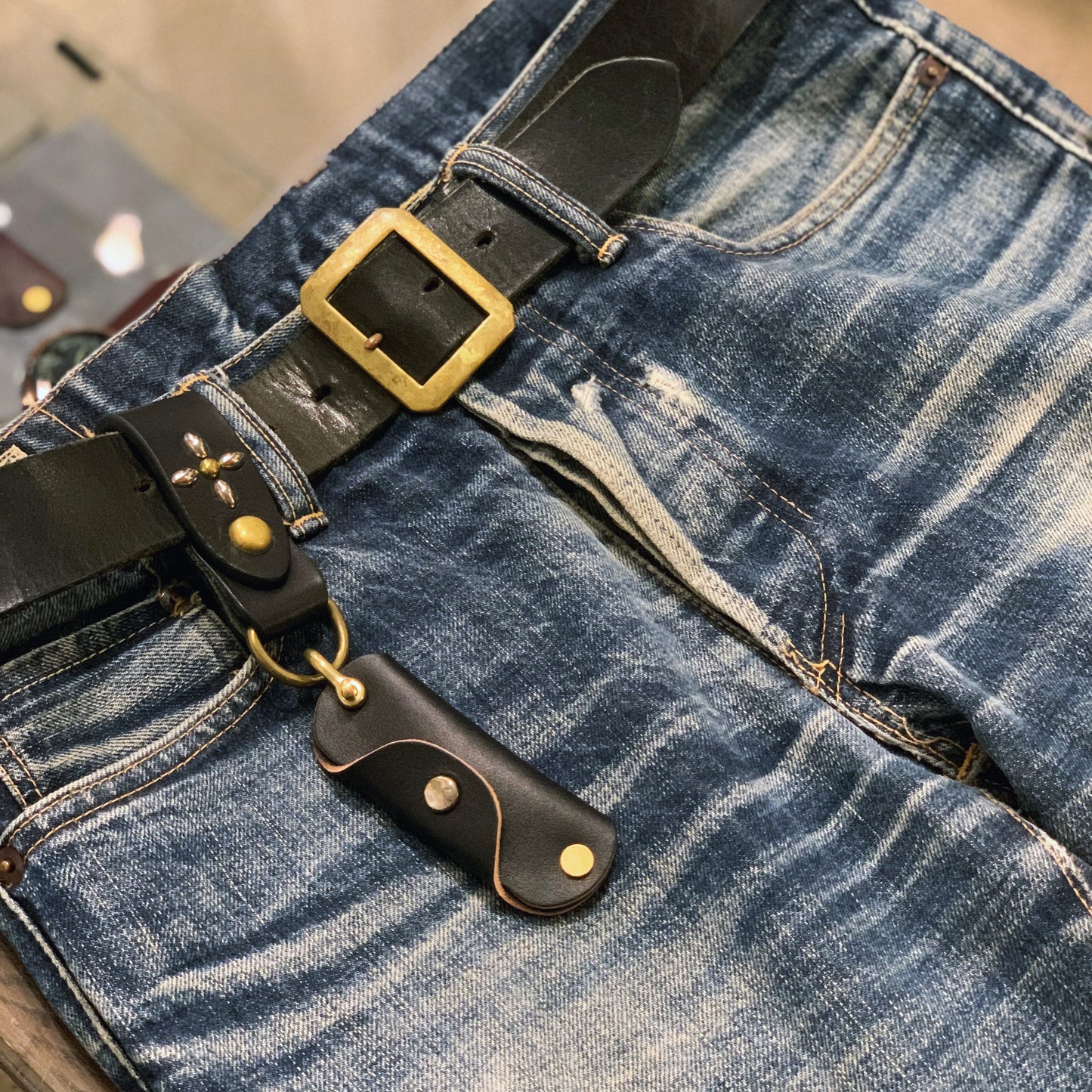 Leather Key Case With Shackle