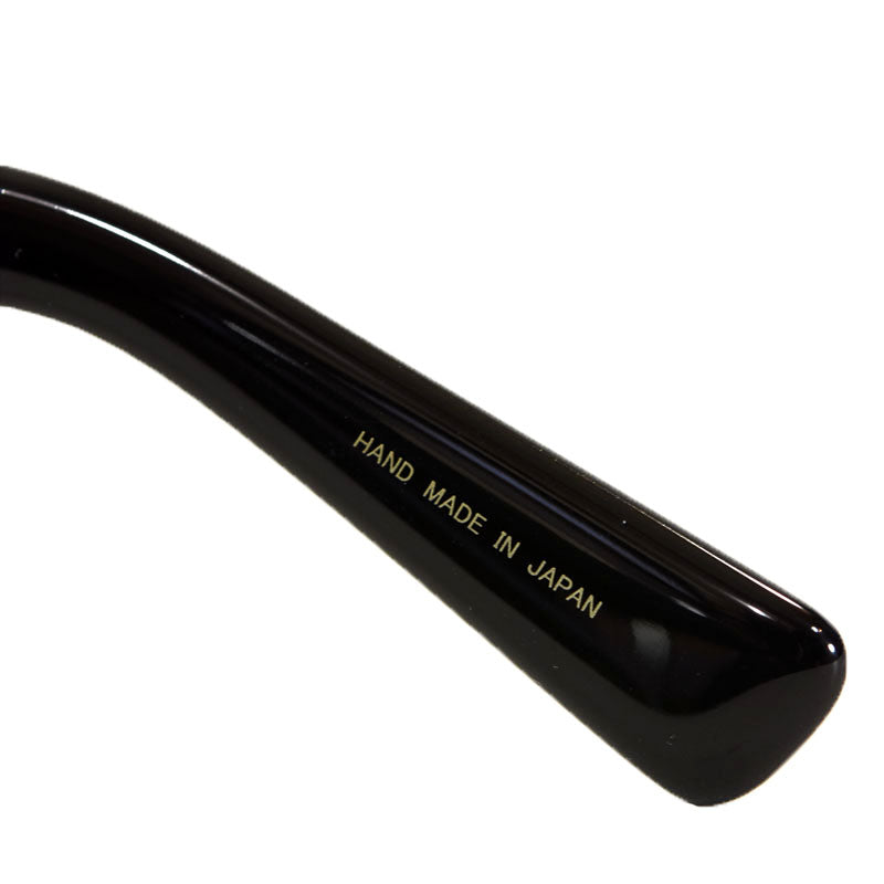Eyewear (with hard case)