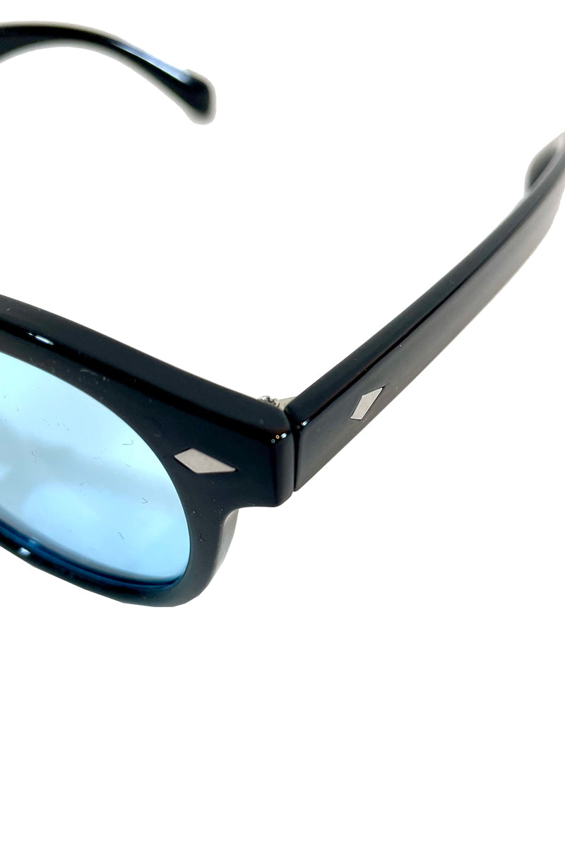 Sunglass