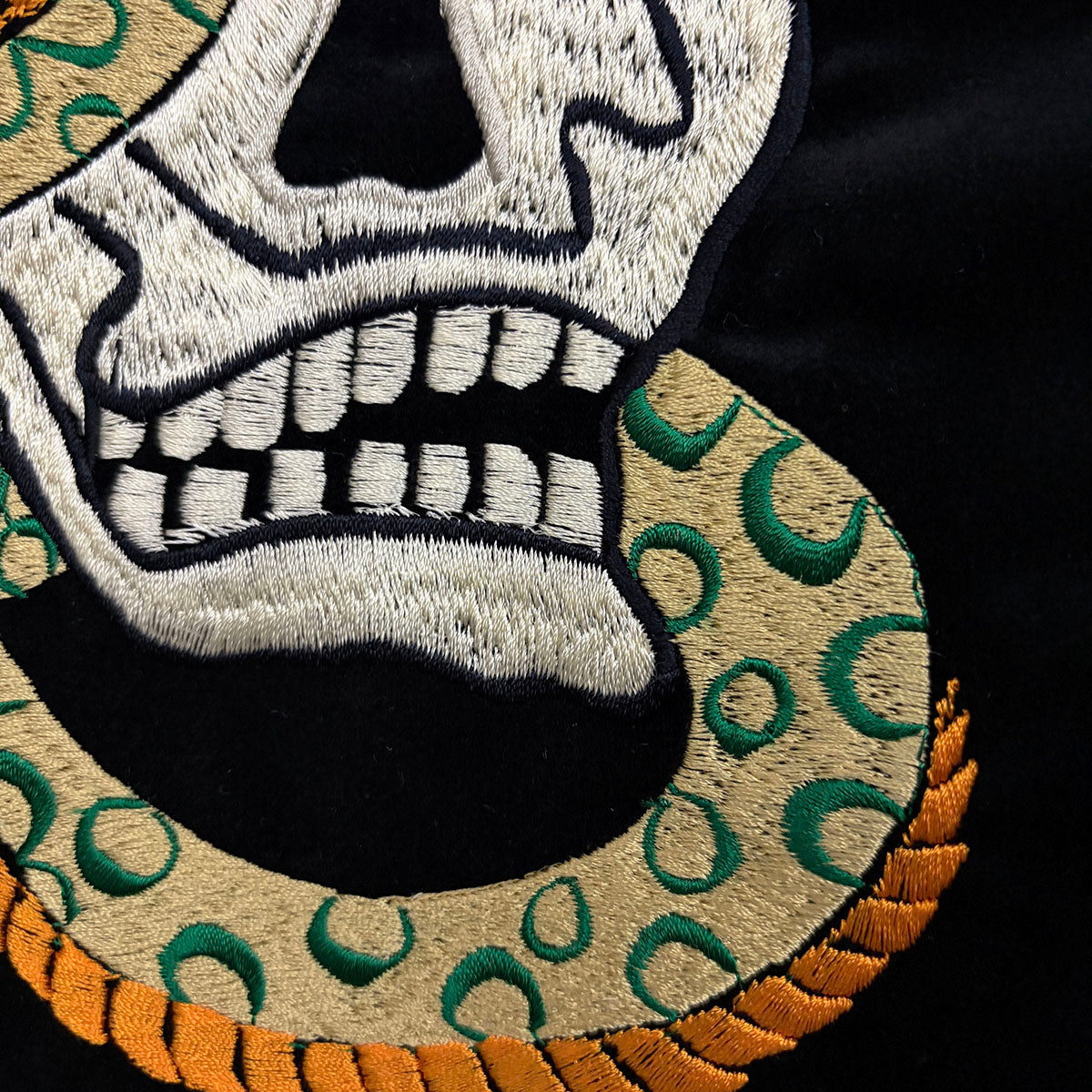 Embroidered Jacket “SKULL”