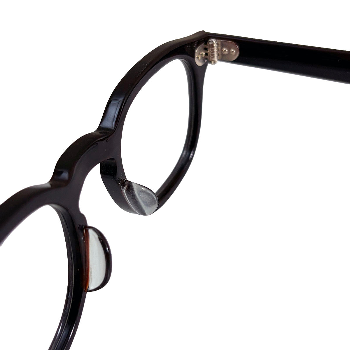 Eyewear (with hard case)
